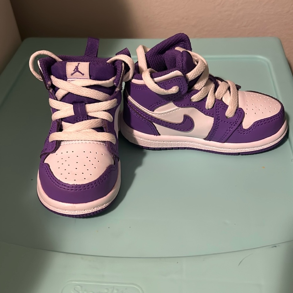 Toddler Jordan 1 Mid Purple